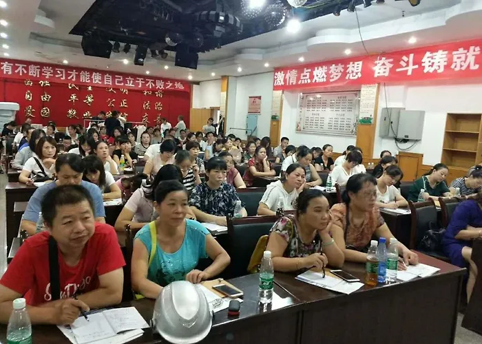 7Days Premium Chenzhou Xinglong Pedestrian Street Branch
