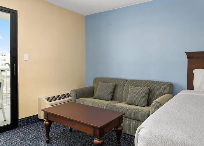 Coastal Palms Inn And Suites