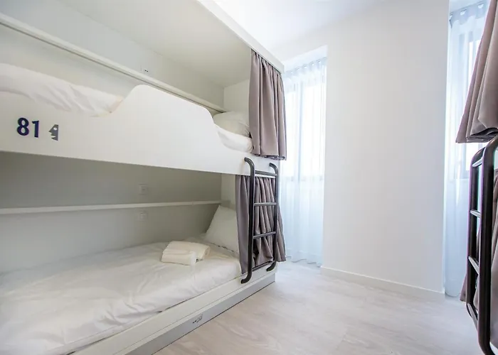 Musical Hostel