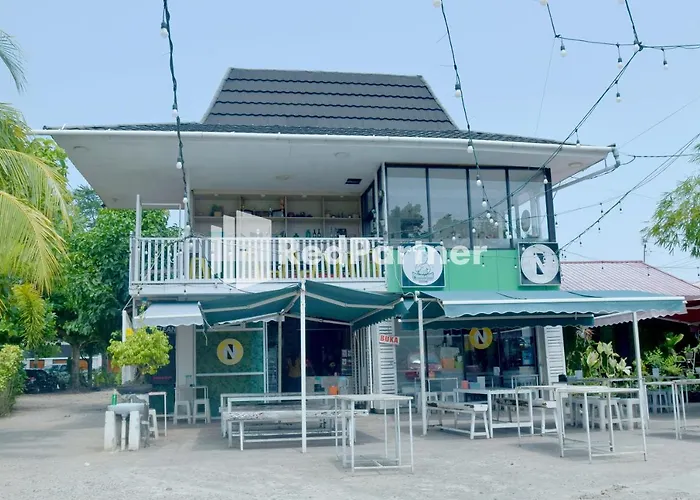 Pringgading Surf Camp Bengkulu Mitra Reddoorz