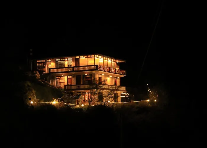 Odin Hostel Shoja