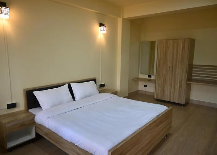 Treetops Residency