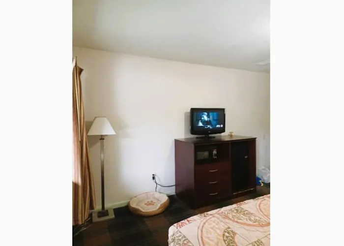 Travelers Inn By Oyo Beaver, Hwy 19