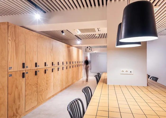 Colo Colo Hostel - Single Private Beds