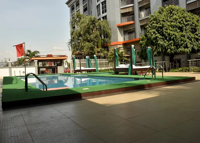 Best Western Plus Elomaz Hotel
