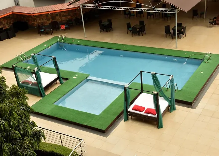 Best Western Plus Elomaz Hotel
