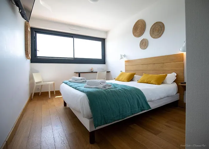 Logis Hotels - Le Bellaroc - Hotel 2 Etoiles Et Restaurant