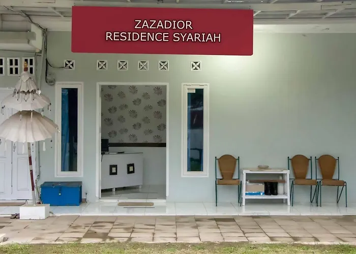 Zazadior Residence Syariah Near Pantai Padang Mitra Reddoorz