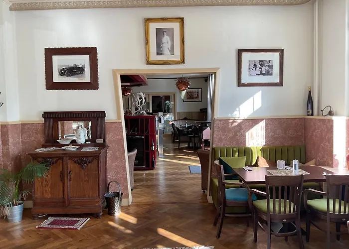 Bahnhofshotel Die Neue Buehne