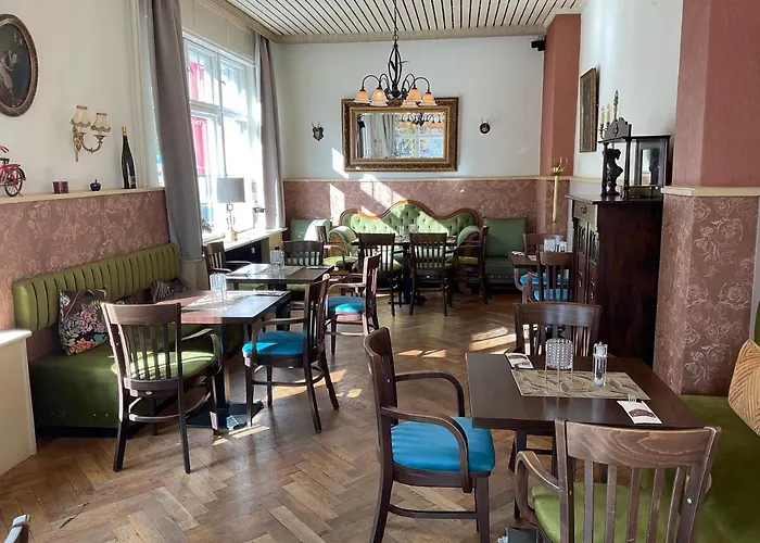 Bahnhofshotel Die Neue Bühne