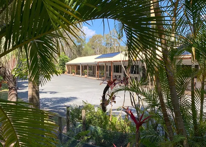 Tin Can Bay Motel