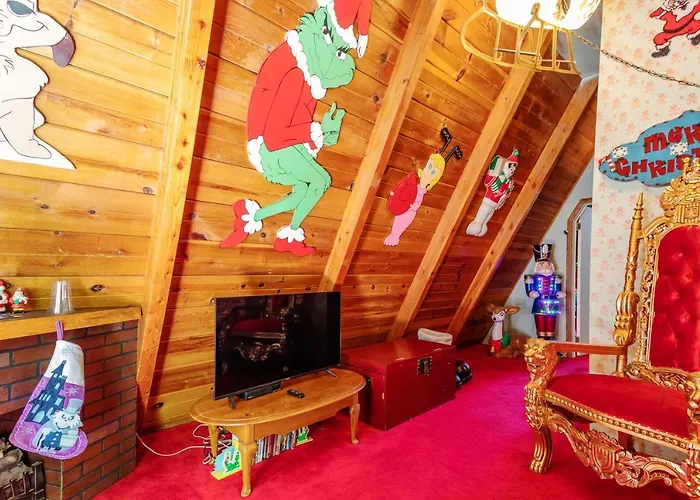Hicksville Pines Chalets & Motel