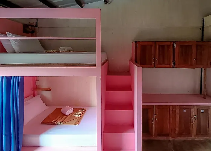 Lexias Hostel And Workspace - El Nido