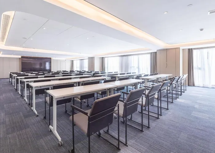 Atour Hotel Xiaolan Zhongshan