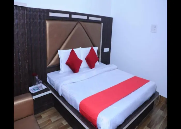 Hotel Lords Paradise