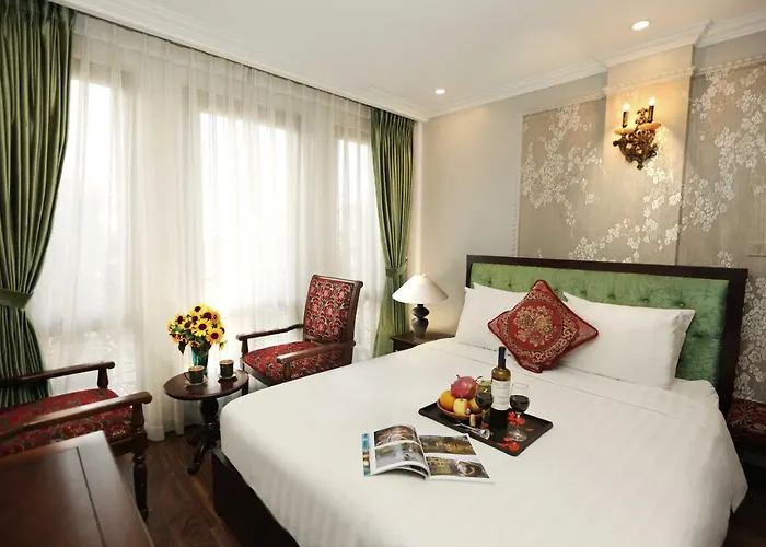 Golden Sail Hotel & Spa