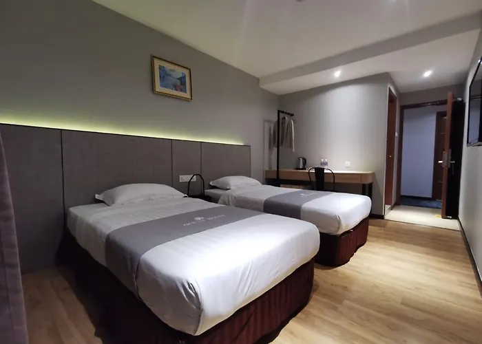 Ocean Hotel