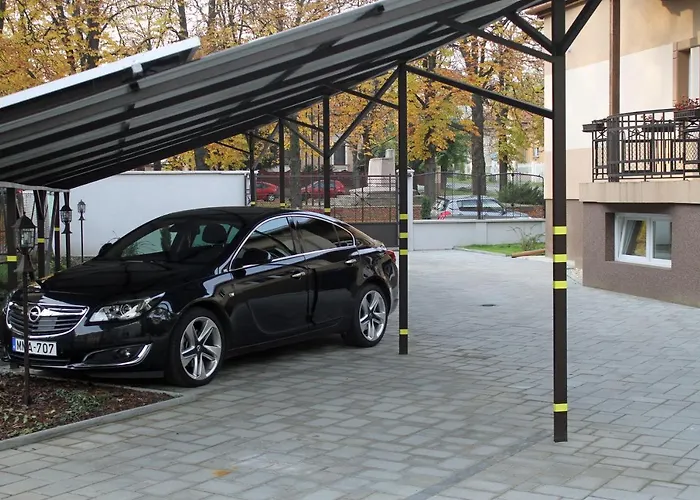Levay Villa Hotel