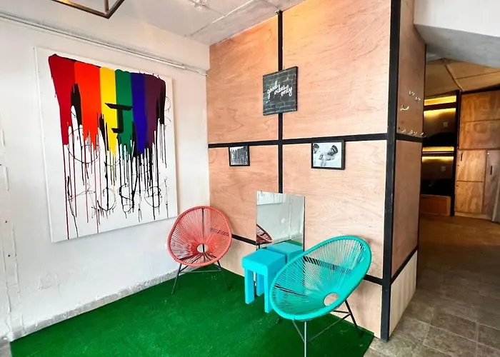 Jet'S Gay Youth Hostel
