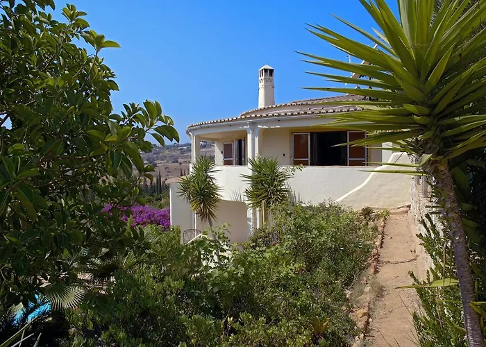 607 Villa Lorena
