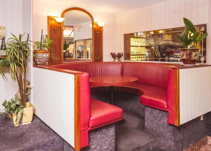 Le Cesar Hotel