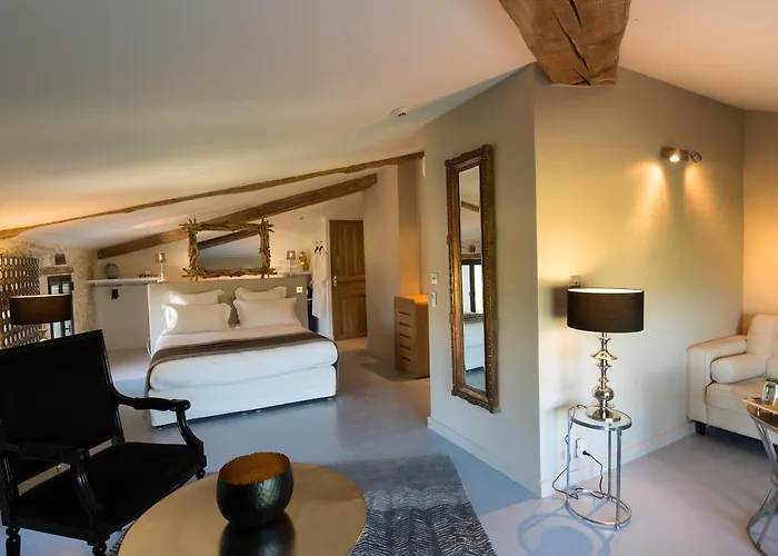 Hotel La Maison De Crillon