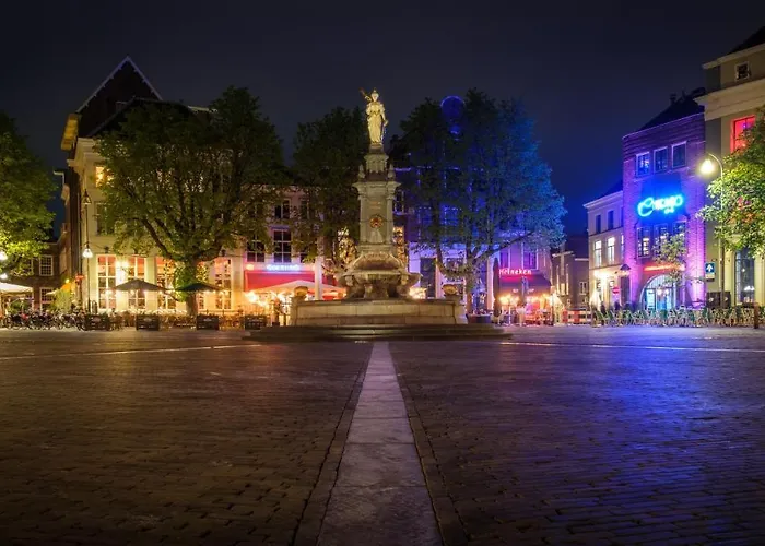 Kleinschalig Hostel In Deventer, Centrum Stad, Aan De Ijssel,