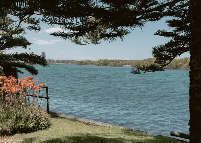 Black Swan Waterfront Motel (Adults Only)