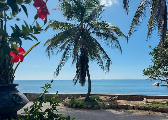 La Petite Maison And Sea Splash