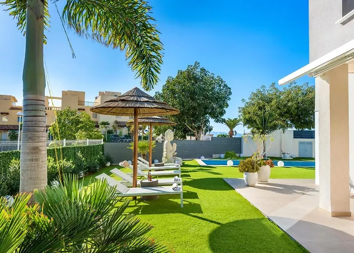 Villa Oasis Buddha Garden By Sunkeyrents