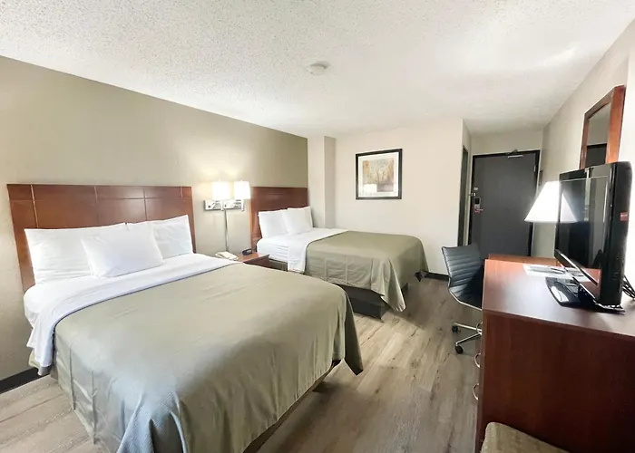 Econo Lodge Cartersville-Emerson Lake Point