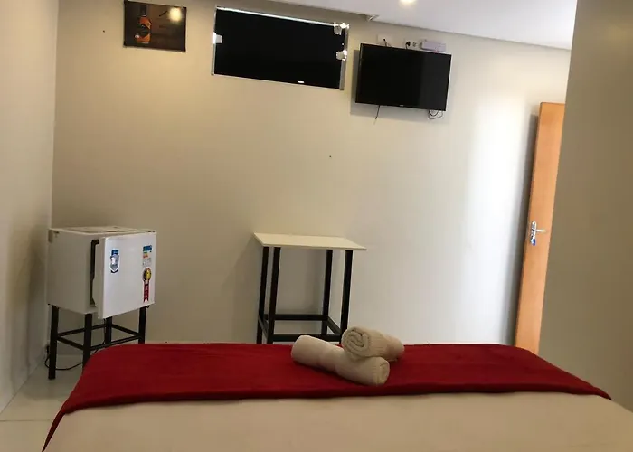 Hotel E Pousada Isis