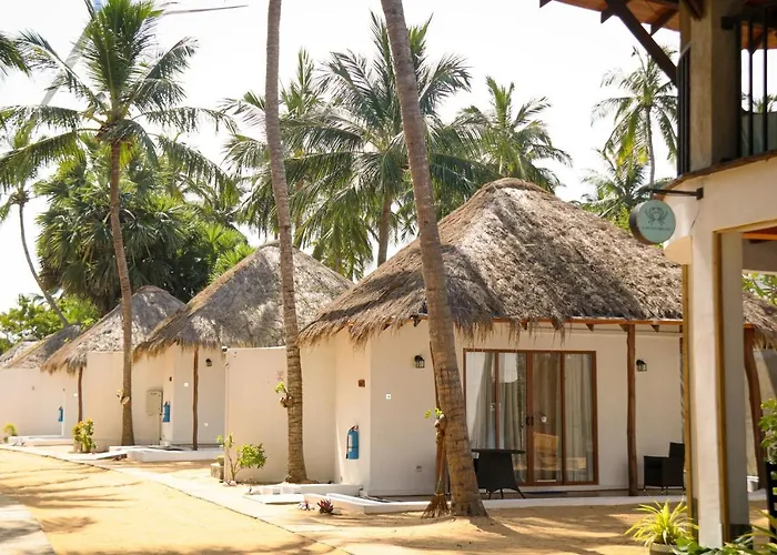 The Blue Lagoon Resort Kalpitiya