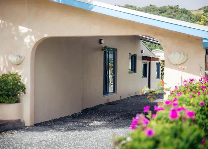 Futuna Rocks Motel