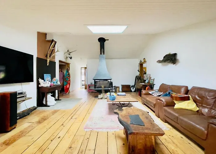 Carwyns Surf House