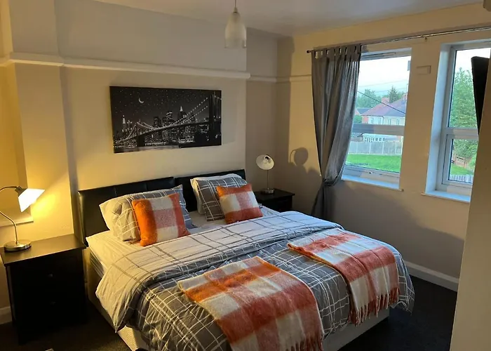 Upton Arms Hotel