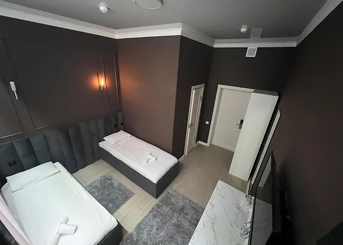Hotel Nomad