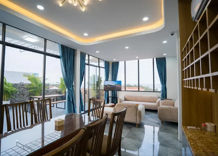Santini Hotel