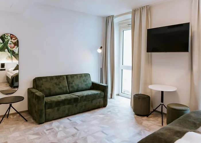Art-Inn Design Self-Check-In-Hotel