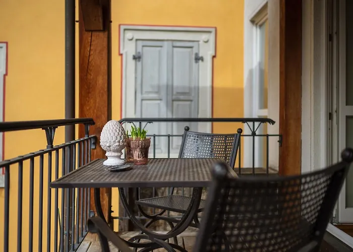 Hotel / Weingut Meintzinger