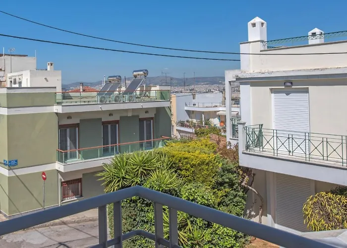 Townhouse In The Historical Centrer Of Athens