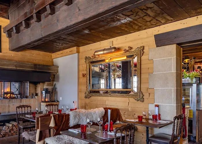 Le Coucou Hotel Restaurant & Lounge-Bar