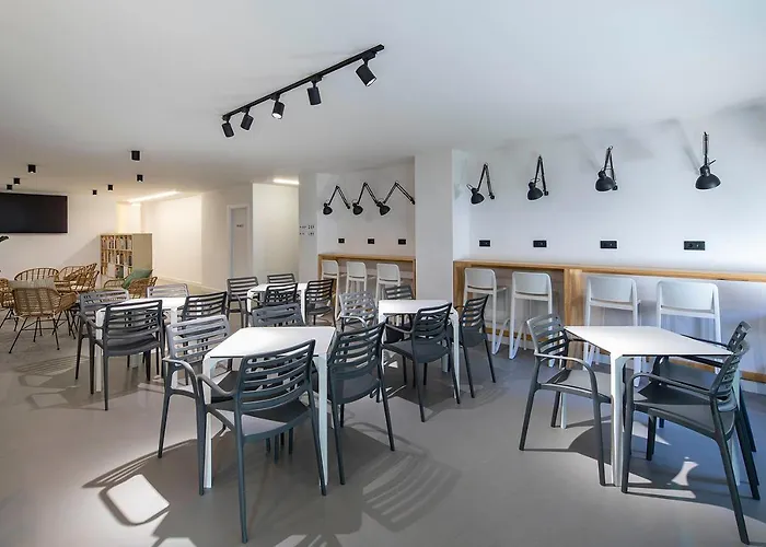 Bulezen Urban Hostel