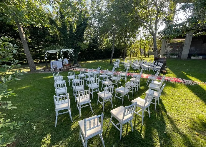 Revesz Hotel, Restaurant And Rosa Spa