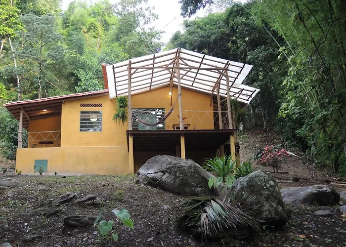 Finca Hostal Bolivar - Casa Maracuya
