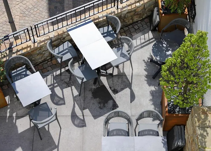 Boutiquehotel Burg Adenbach&Alter Weinbau