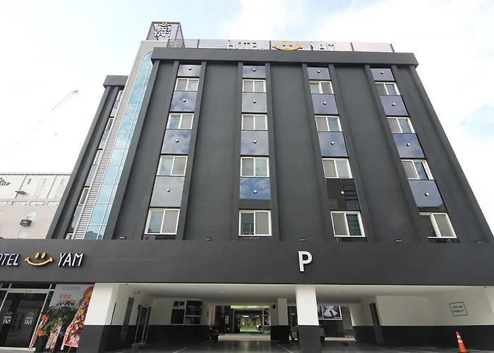 Hotel Yam Gumi