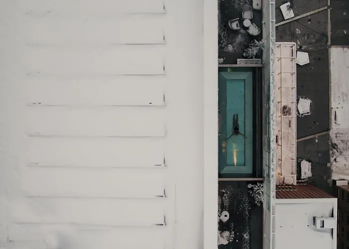 The Wood Hotel By Elite