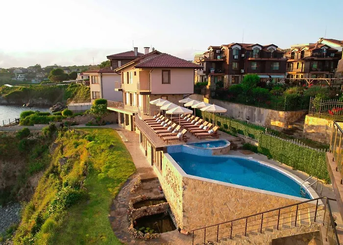 Dolphin Bay Boutique Complex Sozopol