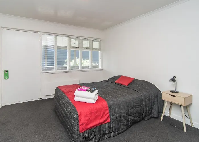 The Hibernian Studio Apartments - 4 Latter Street